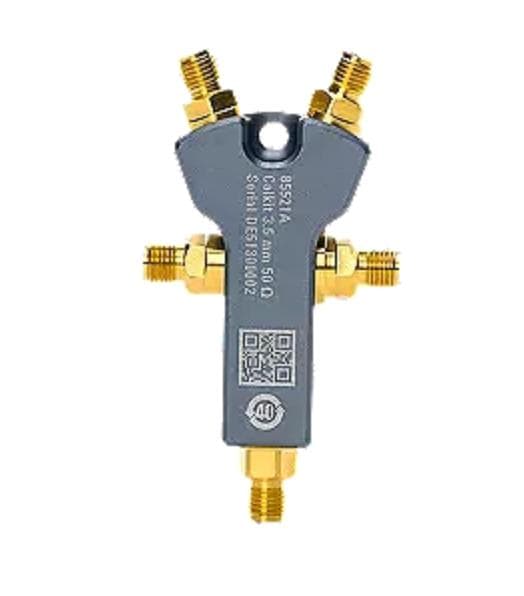 85521A Calibration套件, 4 合 1 OSLT, 直流to 26.5 GHz, 3.5 mm (Male